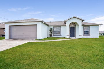 2050 N W 7TH TER CAPE CORAL, FL 33993